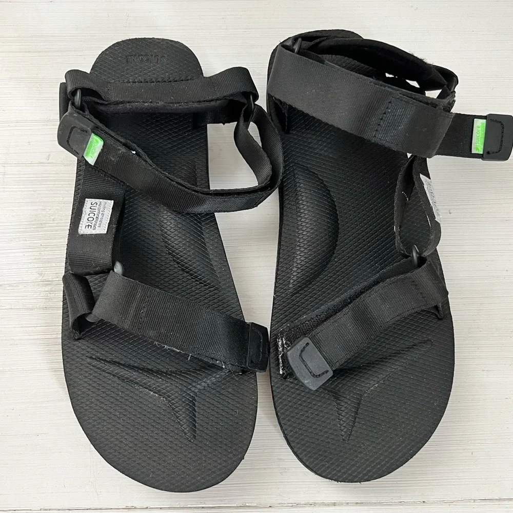 Suicoke men’s black stylish sandals